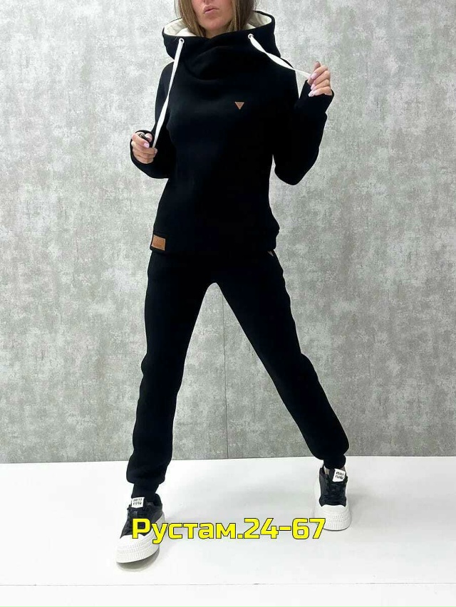 Спортивный костюм 23048889