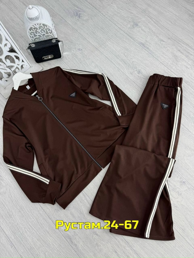 Спортивный костюм 23048886