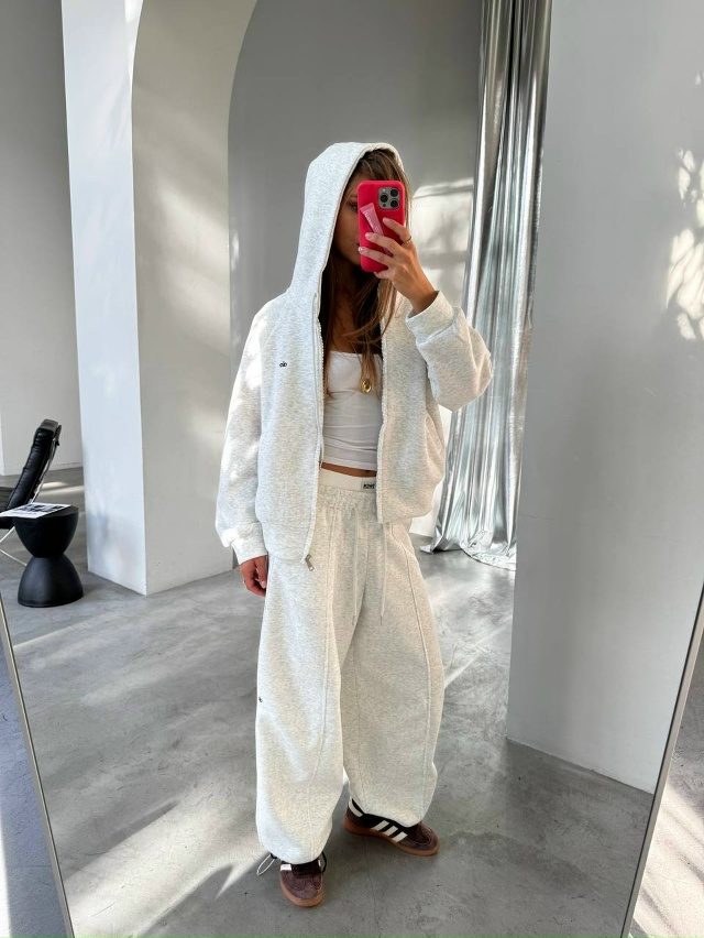 Спортивный костюм 23048800