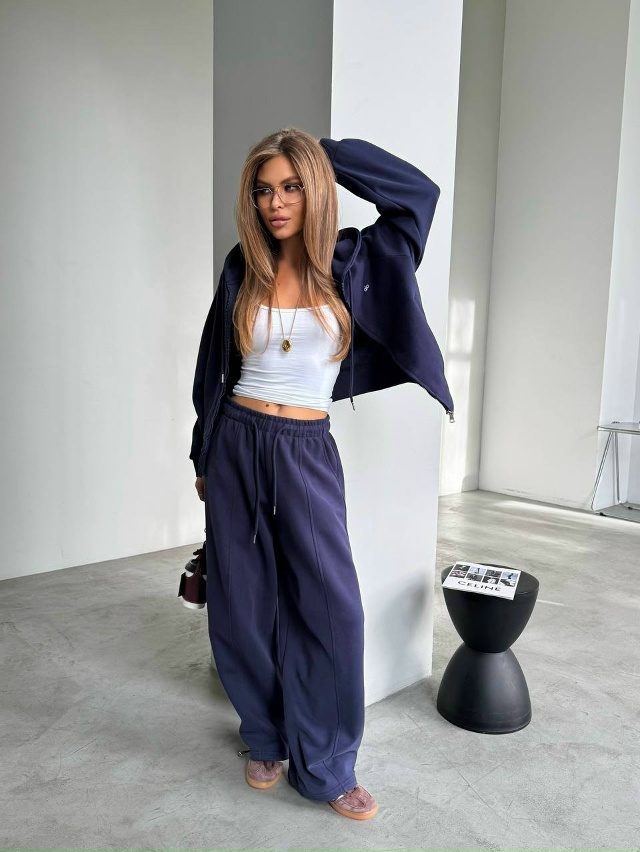 Спортивный костюм 23048799