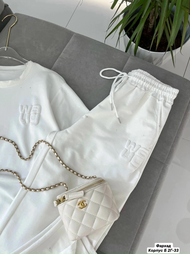 Костюм 23049027