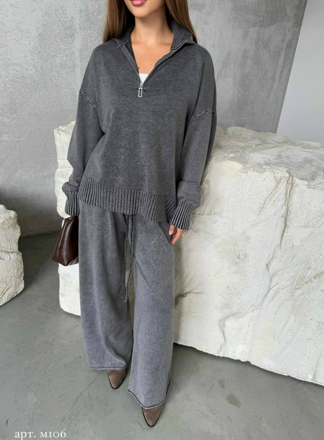 Костюм 23049094