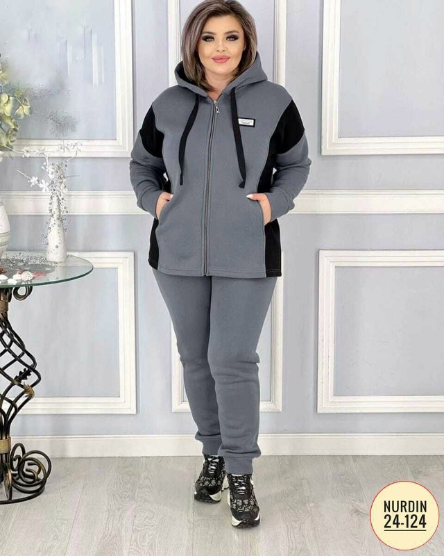 Спортивный костюм 23051674