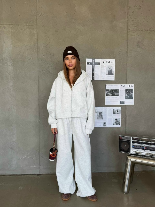 Спортивный костюм 23052423