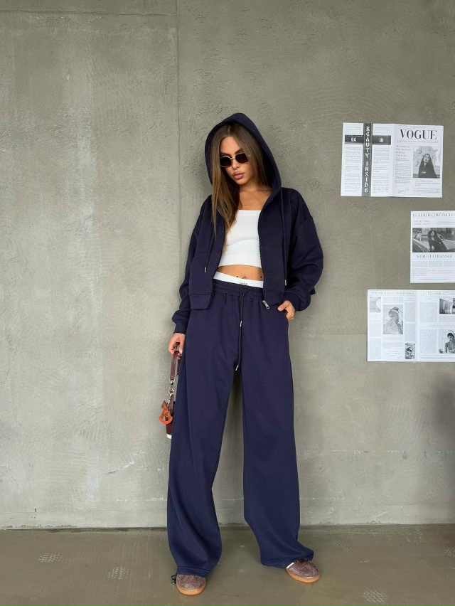 Спортивный костюм 23052422