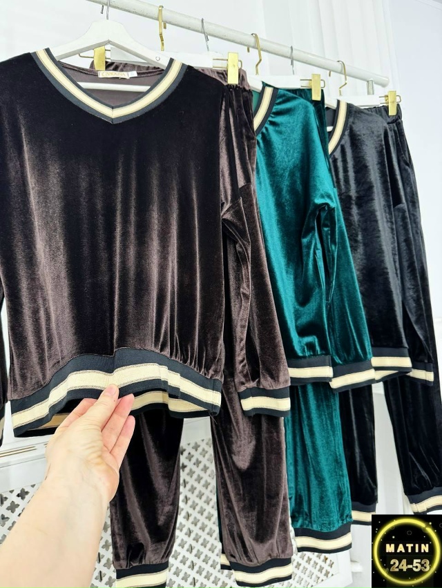 Спортивный костюм 23051560