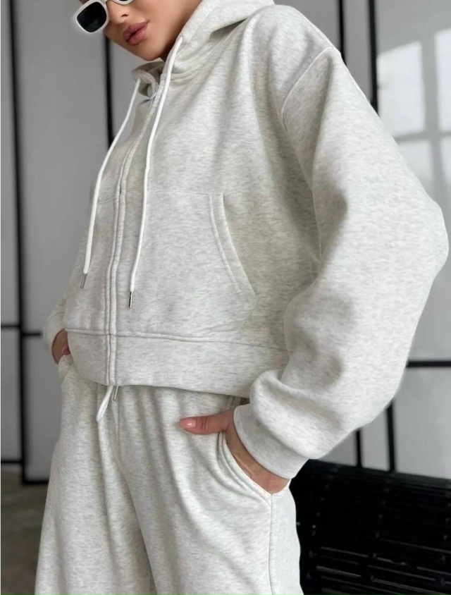 Спортивный костюм 23052423