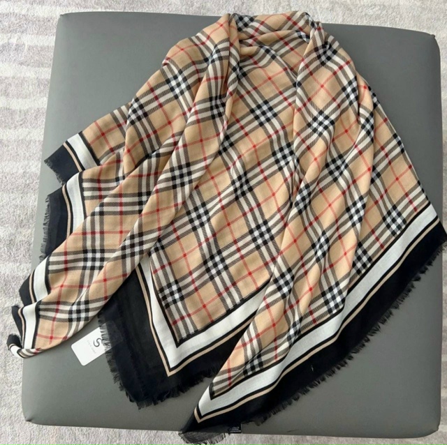 Платок 23052906