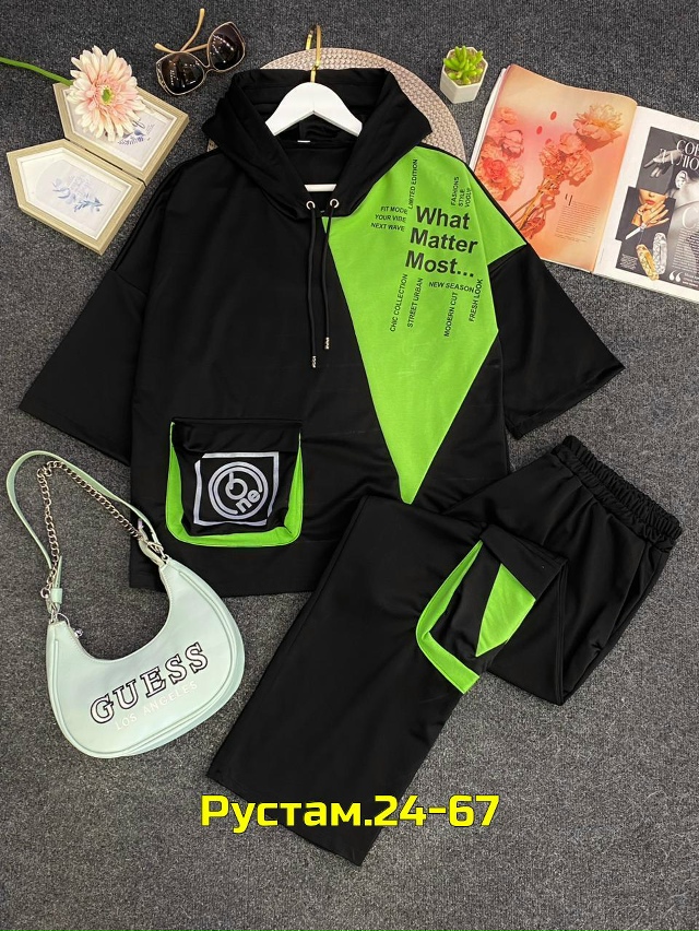 Спортивный костюм 23054457
