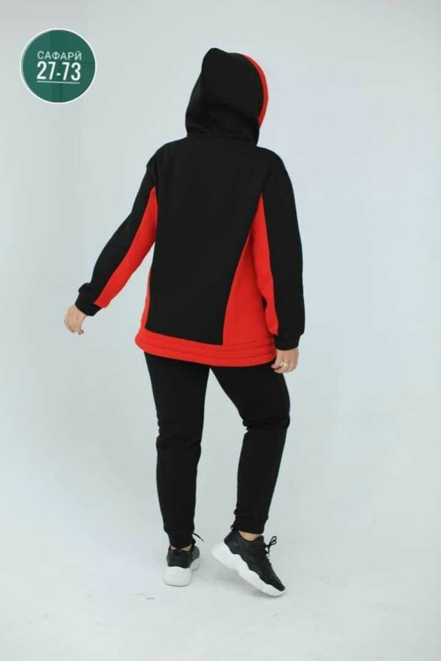 Спортивный костюм 23055293