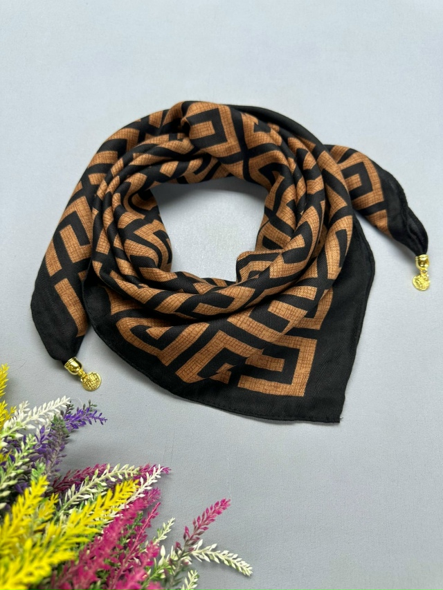 Платок 23054350