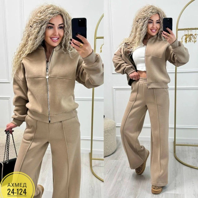 Спортивный костюм 23055524