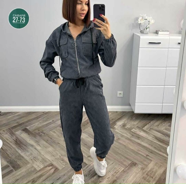 Спортивный костюм 23056736