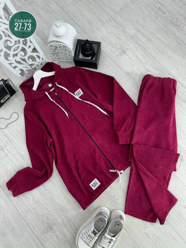 Спортивный костюм 23057622