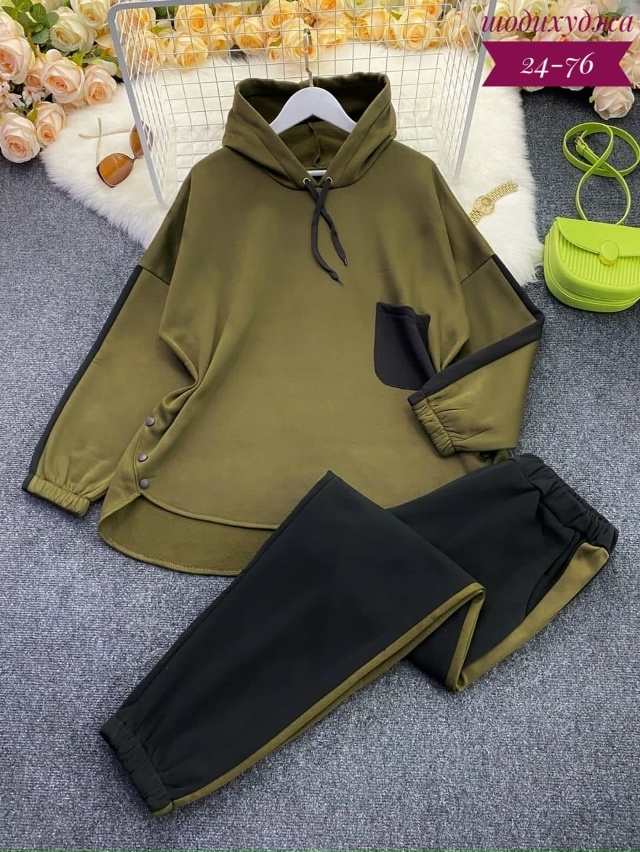 Спортивный костюм 23062216