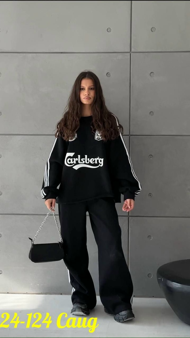 Спортивный костюм 23062797