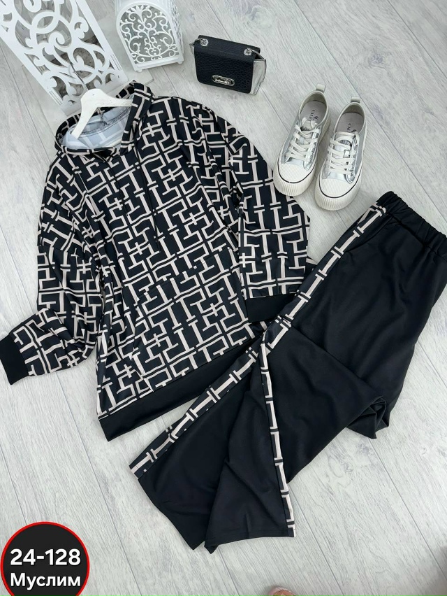 Спортивный костюм 23063490