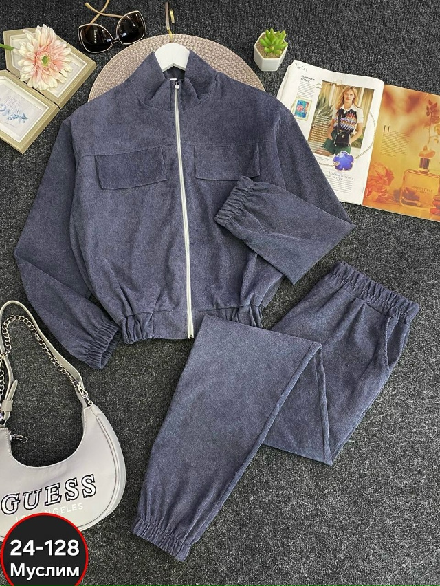 Спортивный костюм 23064471