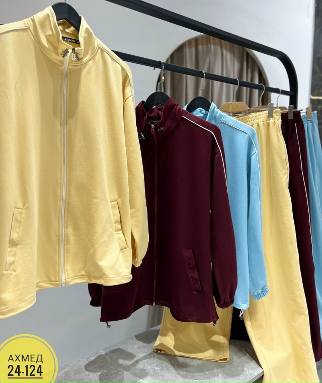 Спортивный костюм 23065165