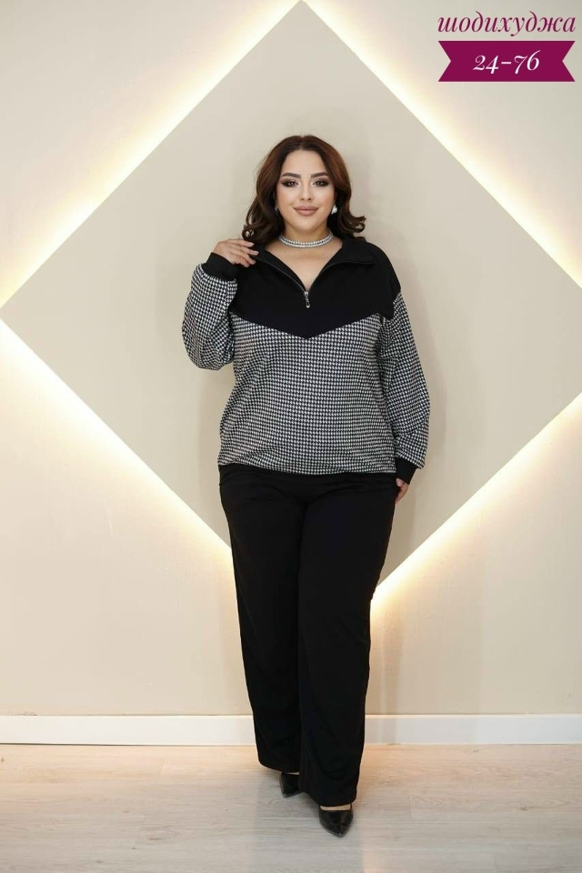 Спортивный костюм 23066376