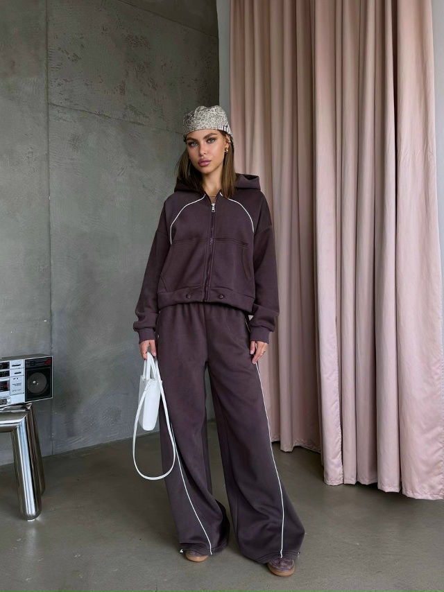 Спортивный костюм 23065400