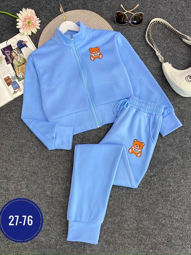 Спортивный костюм 23065582