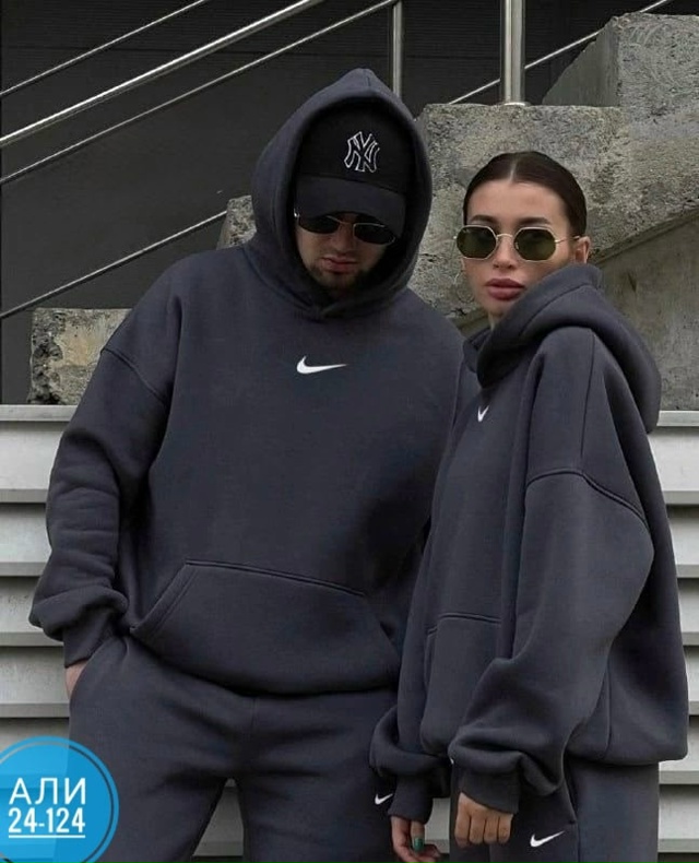 Спортивный костюм 23066933