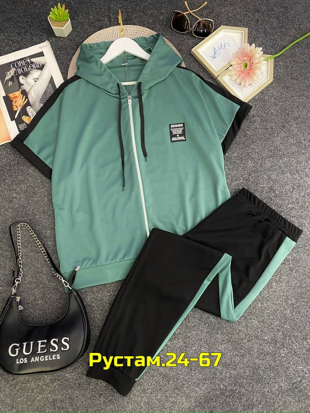 Спортивный костюм 23068132