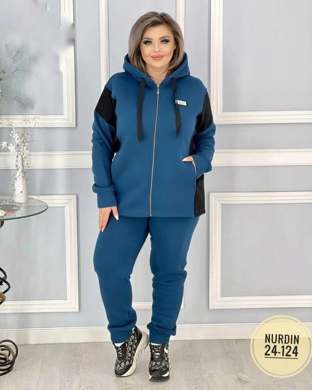 Спортивный костюм 23068112