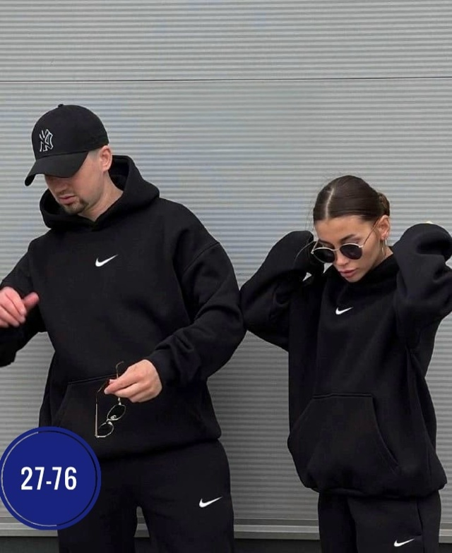 Спортивный костюм 23066984