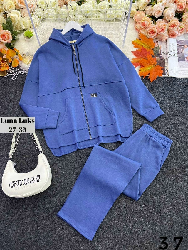 Спортивный костюм 23071814