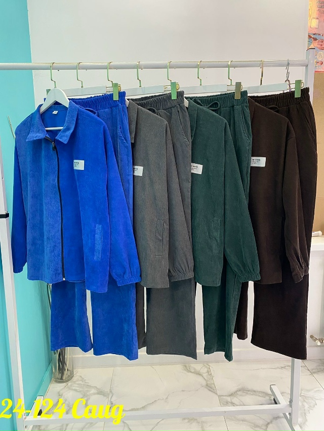 Спортивный костюм 23071810