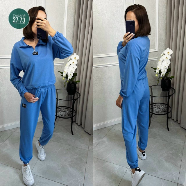 Спортивный костюм 23071945