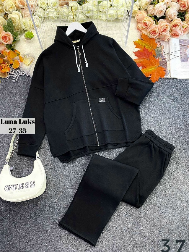 Спортивный костюм 23071814