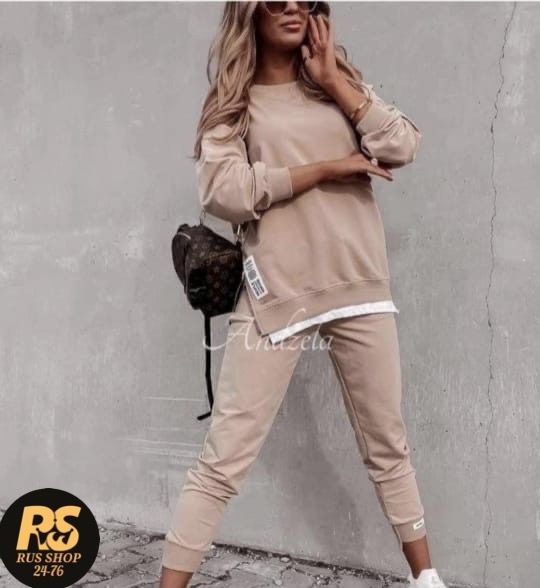 Спортивный костюм 23072427