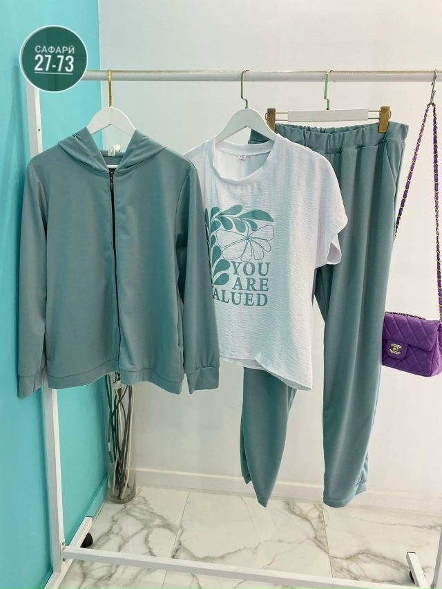 Спортивный костюм 23073247