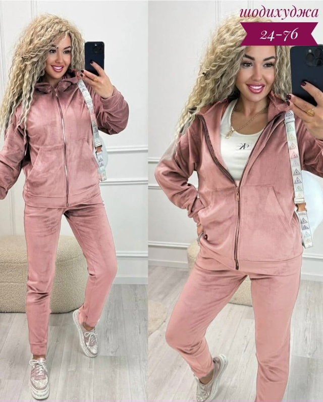 Спортивный костюм 23072420