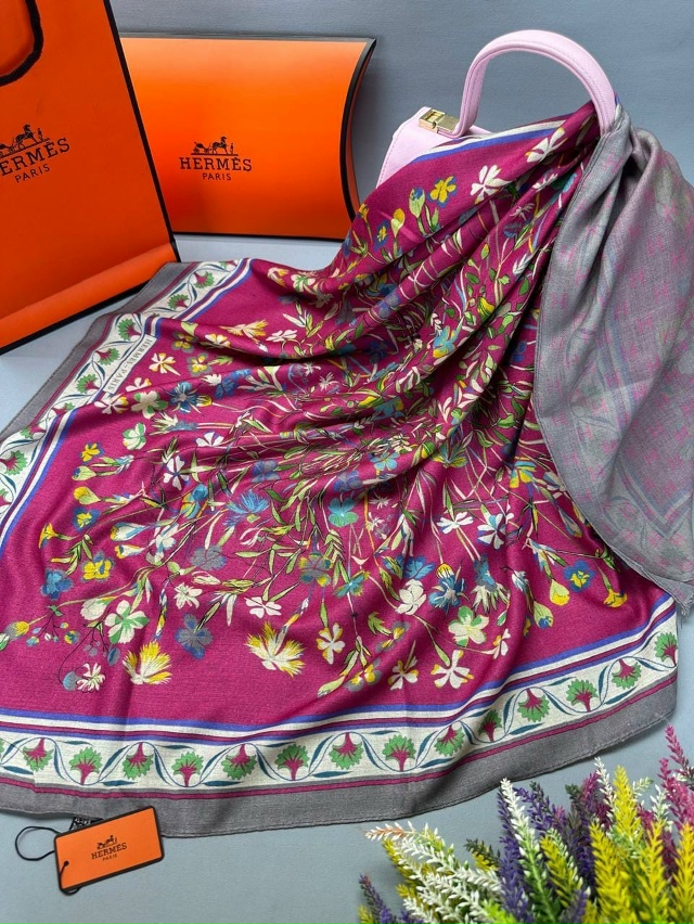 Платок 23075798