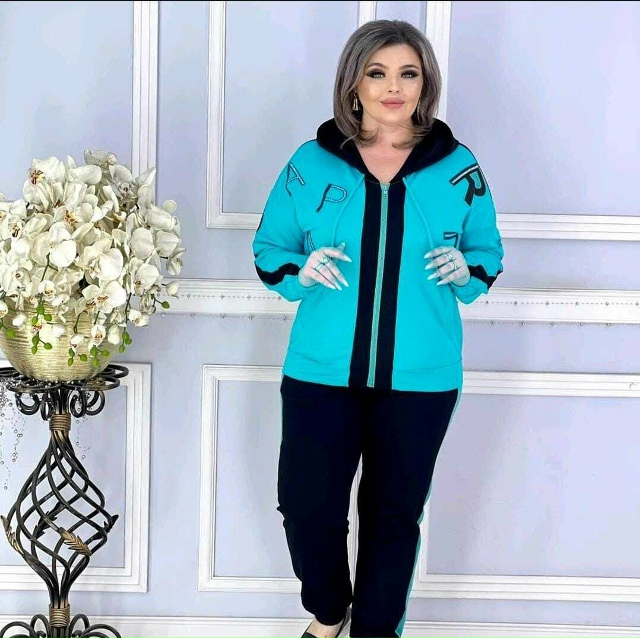 Спортивный костюм 23076656