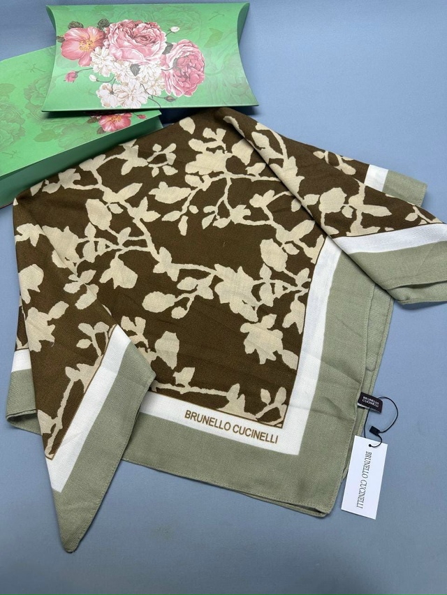 Платок 23077494