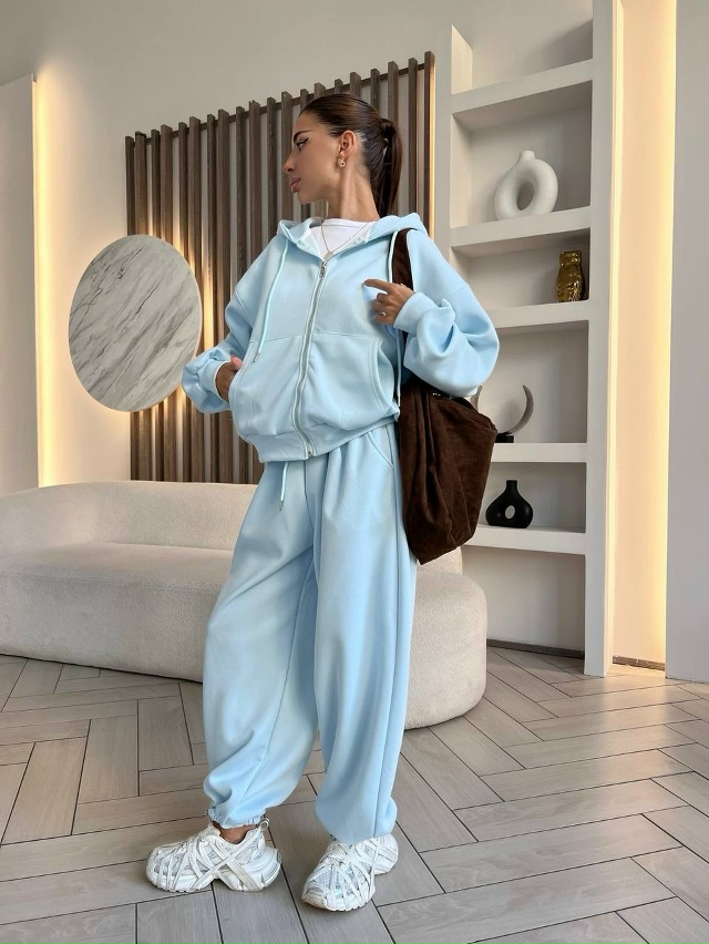 Костюм 23077147