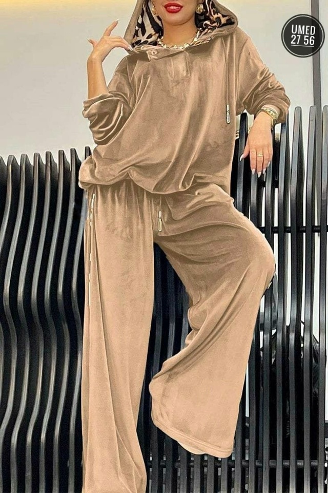 Спортивный костюм 23080162