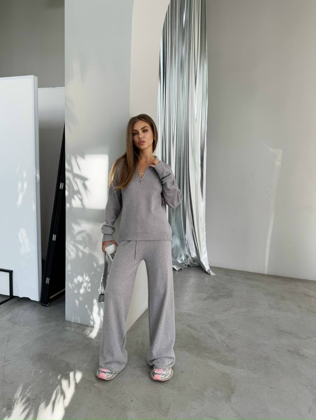 Костюм 23083396