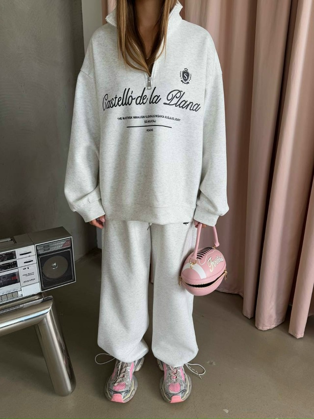 Спортивный костюм 23084721