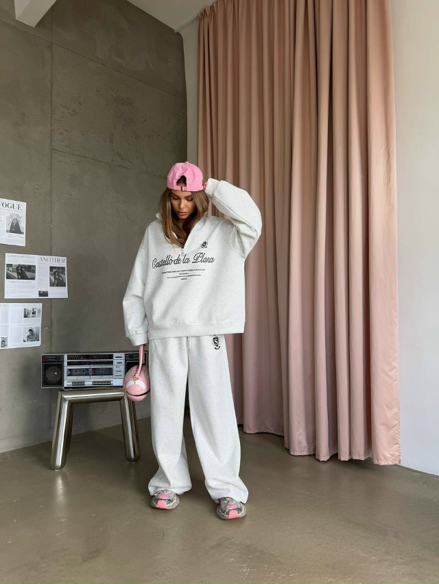 Спортивный костюм 23084721