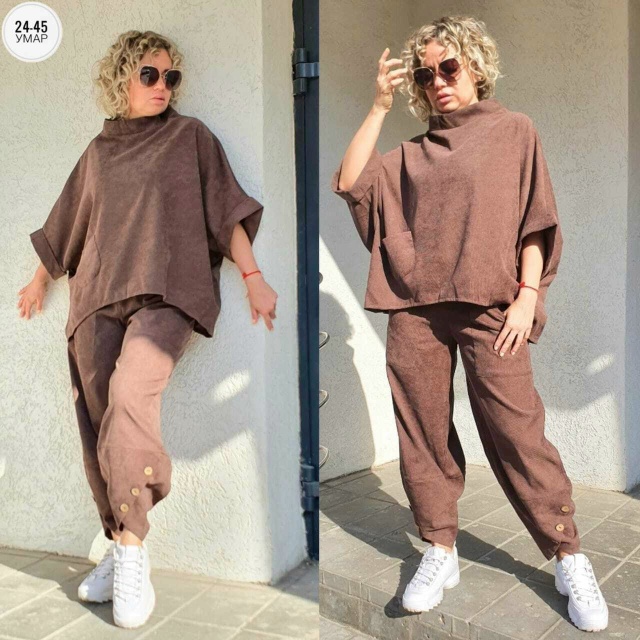 Спортивный костюм 23086654