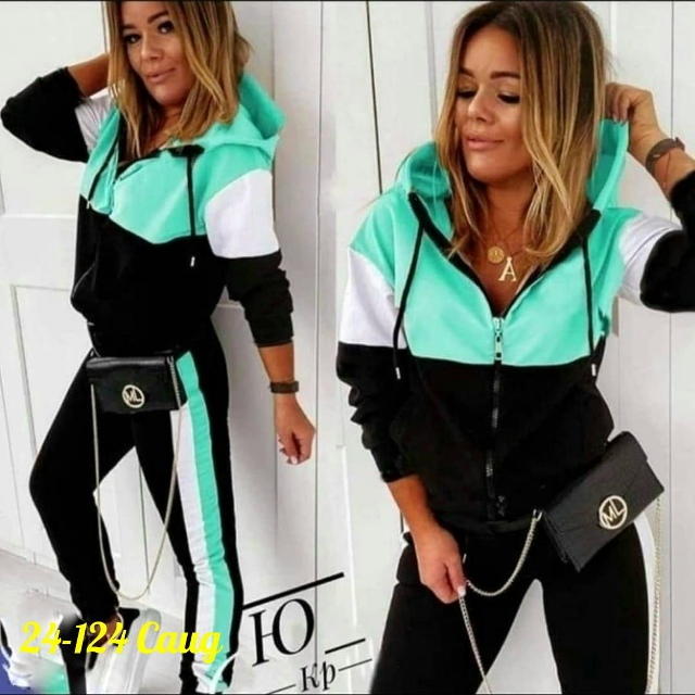 Спортивный костюм 23086778