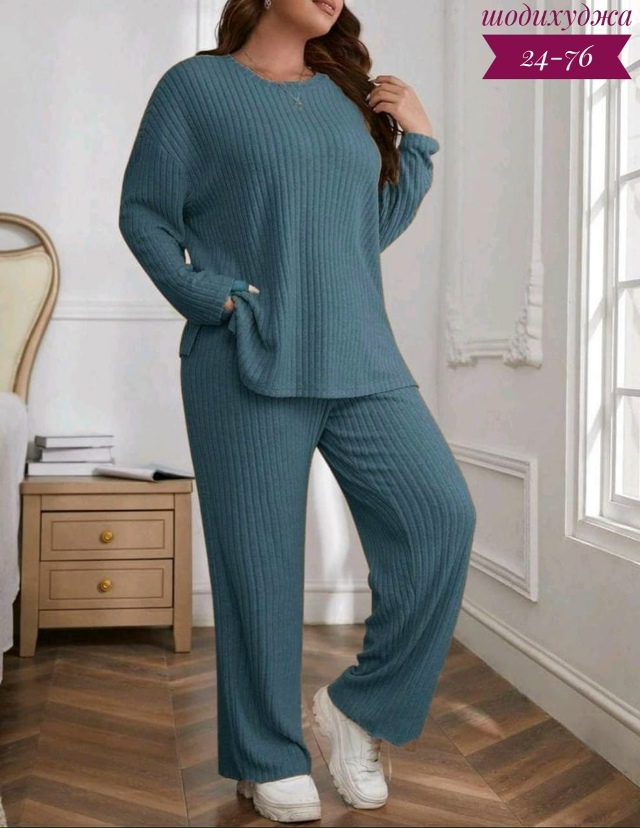 Спортивный костюм 23088541