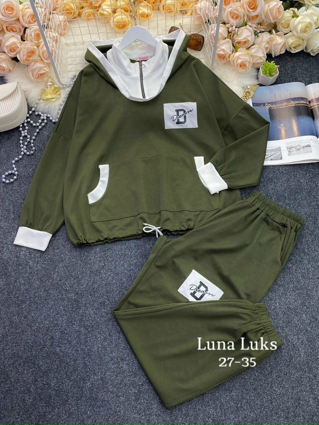 Спортивный костюм 23090388