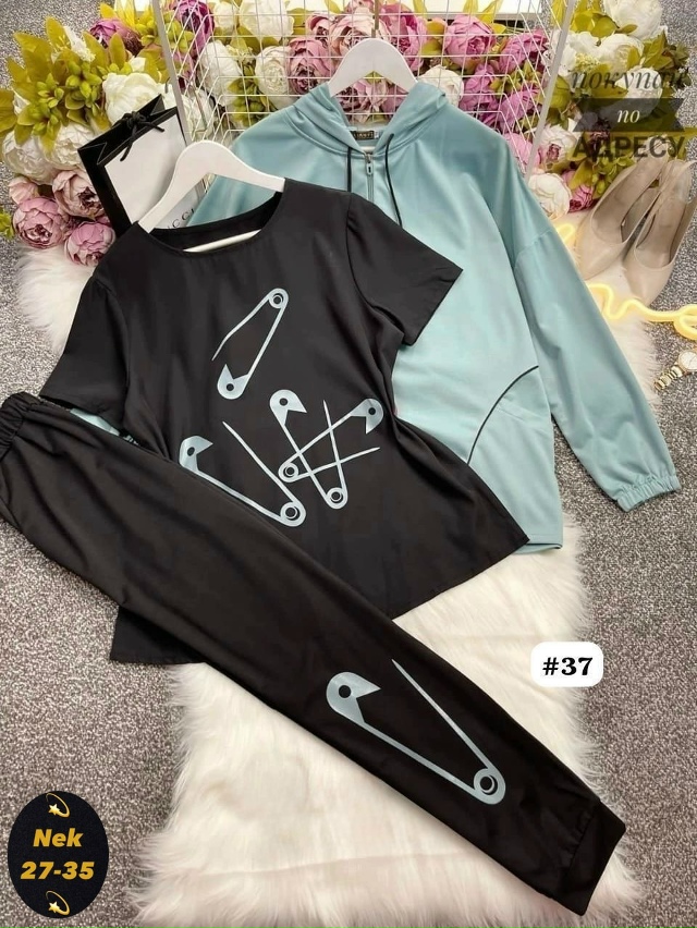 Спортивный костюм 23090387